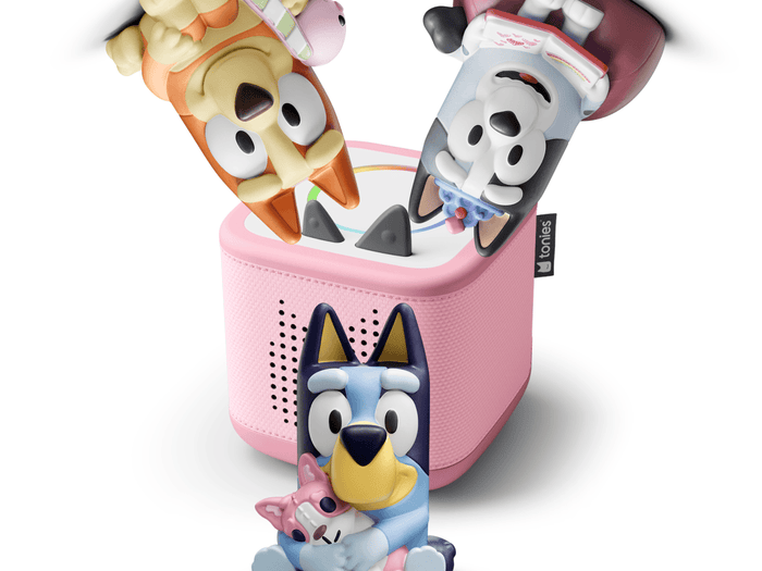 Bluey Toniebox 2 Cloud Pink Starter Set | Illustration